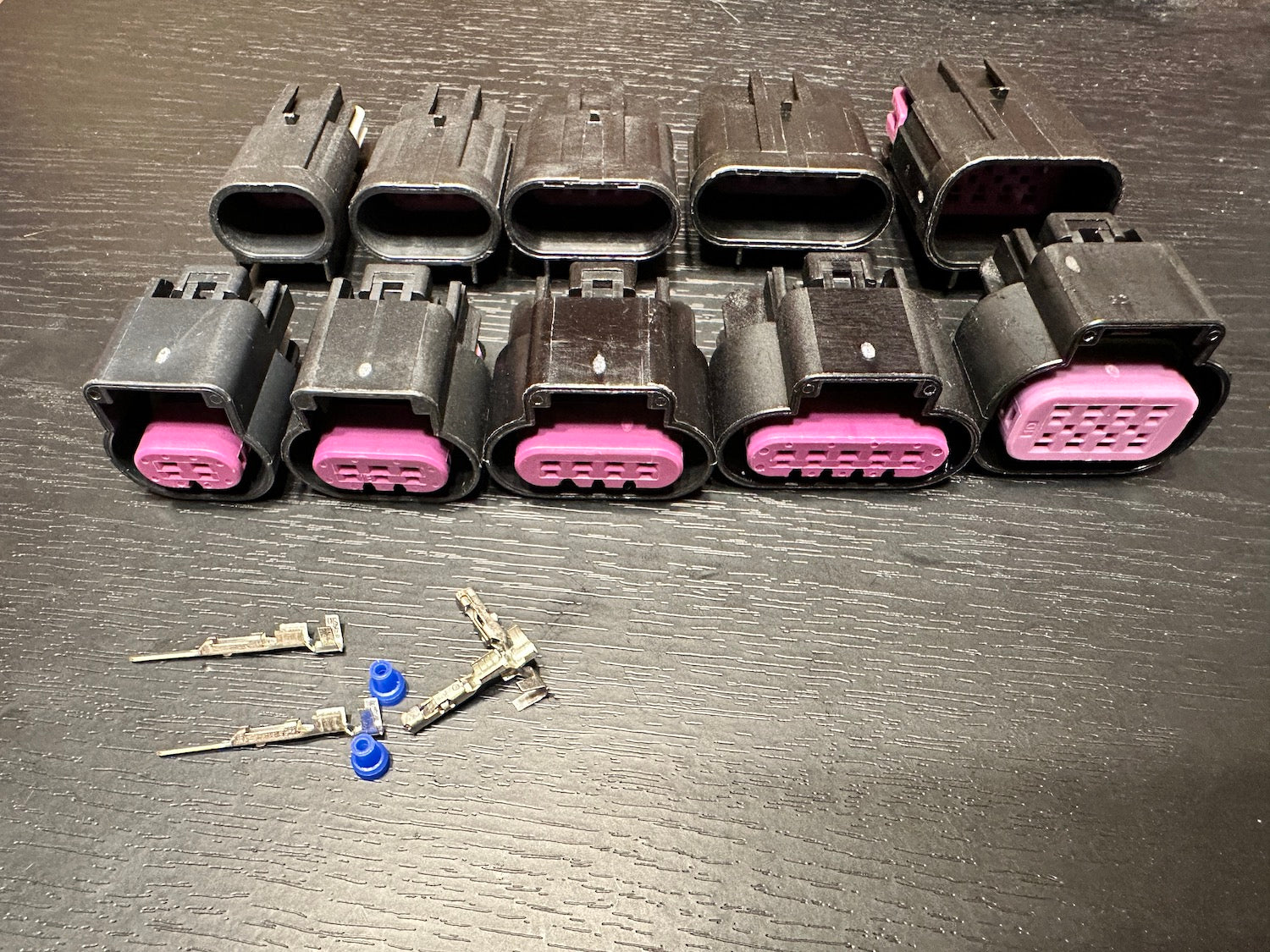Delphi GT150 Series Connectors – moorethrottle
