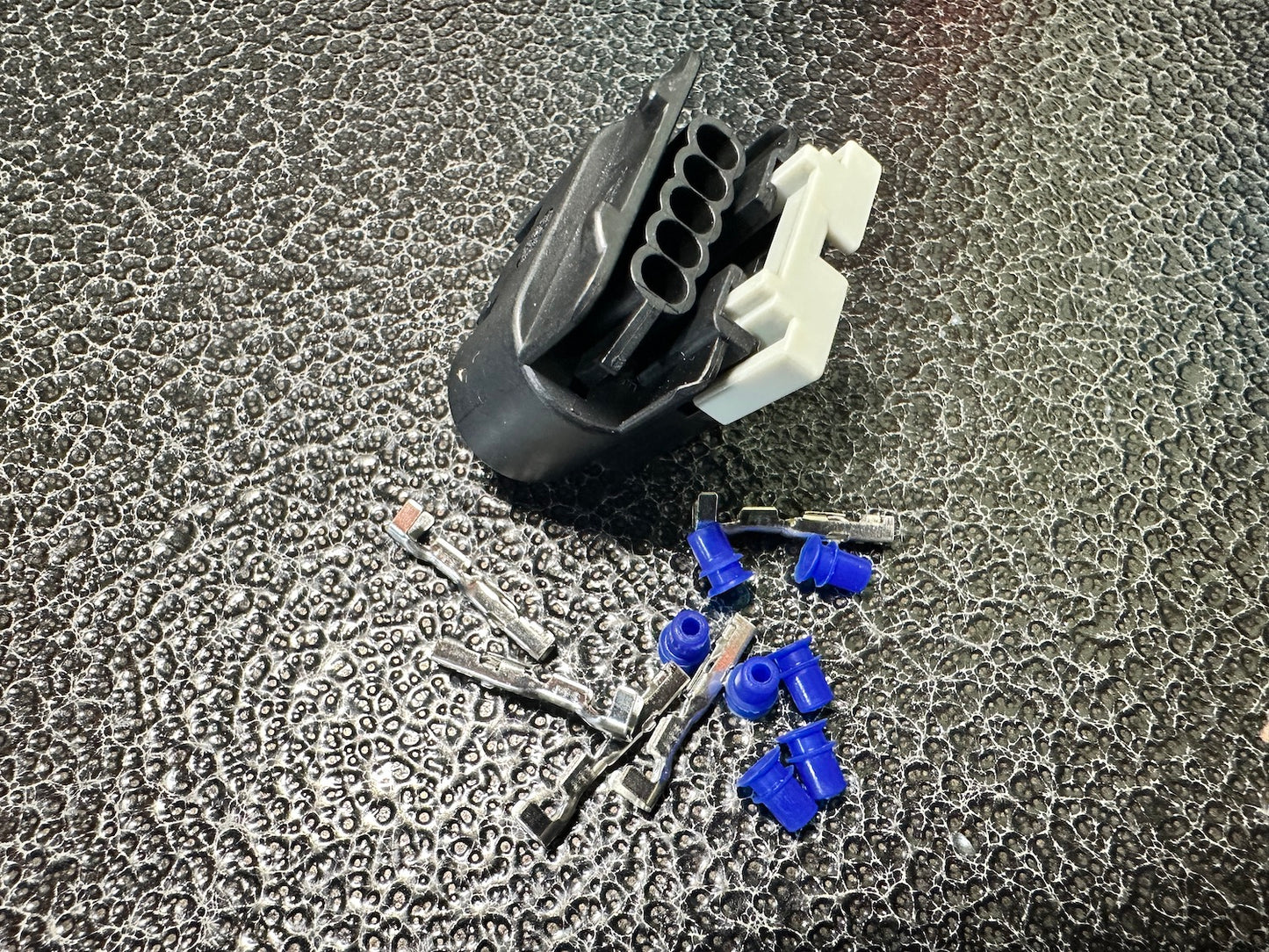 Delphi GT150 GM MAF 5 Pin Shrouded Connector Kit