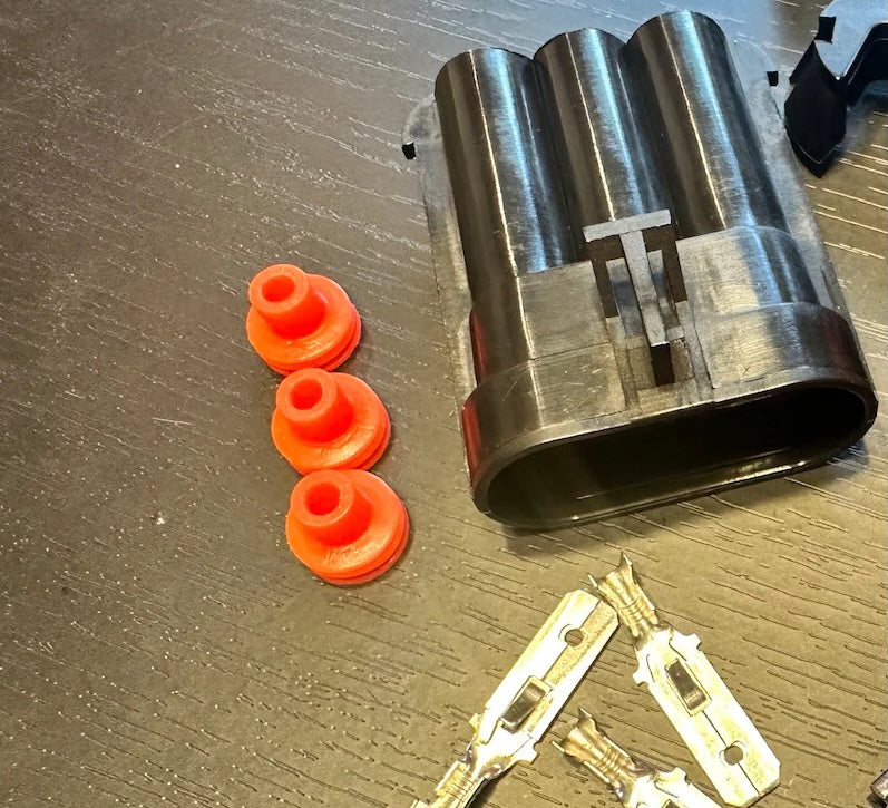 Holley/NOS Solid State Relay Connector/Power Connector/Metri630