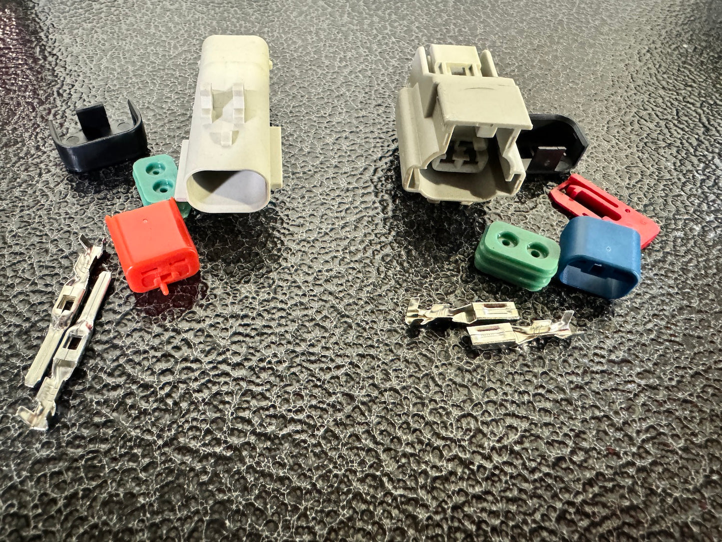 Apex 2.8 Sealed 2-Way Connector Kit