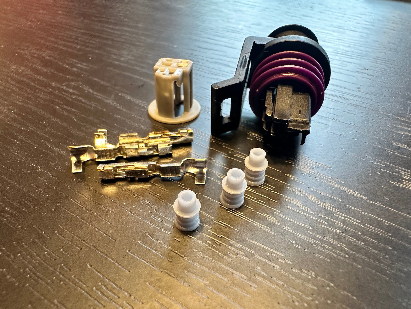 TPS/Pressure Sensor Connector 3-Way GT150