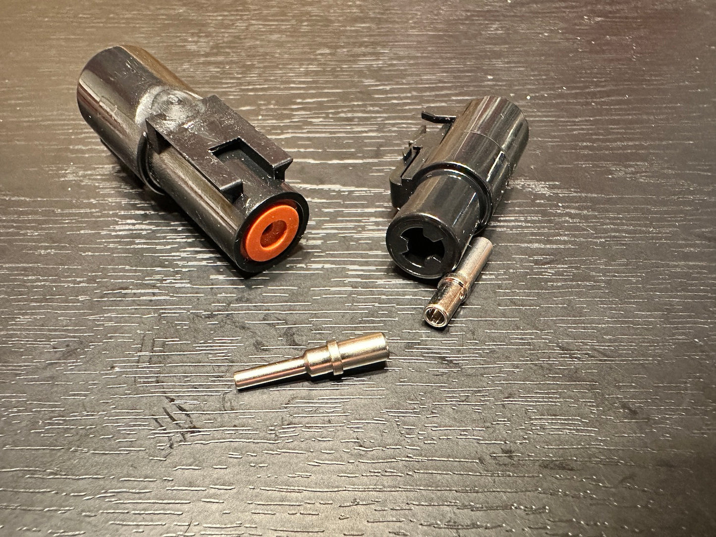 Deutsch DTP & DTHD Connectors