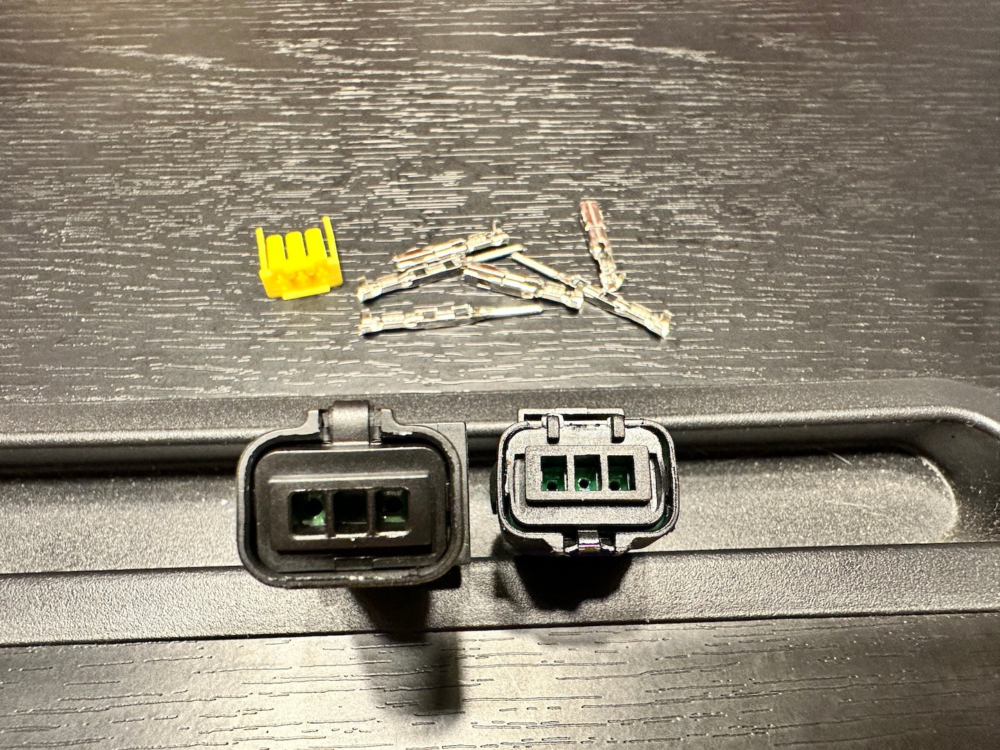 3-Way SICMA 1.5 Series Mini Sealed Connector