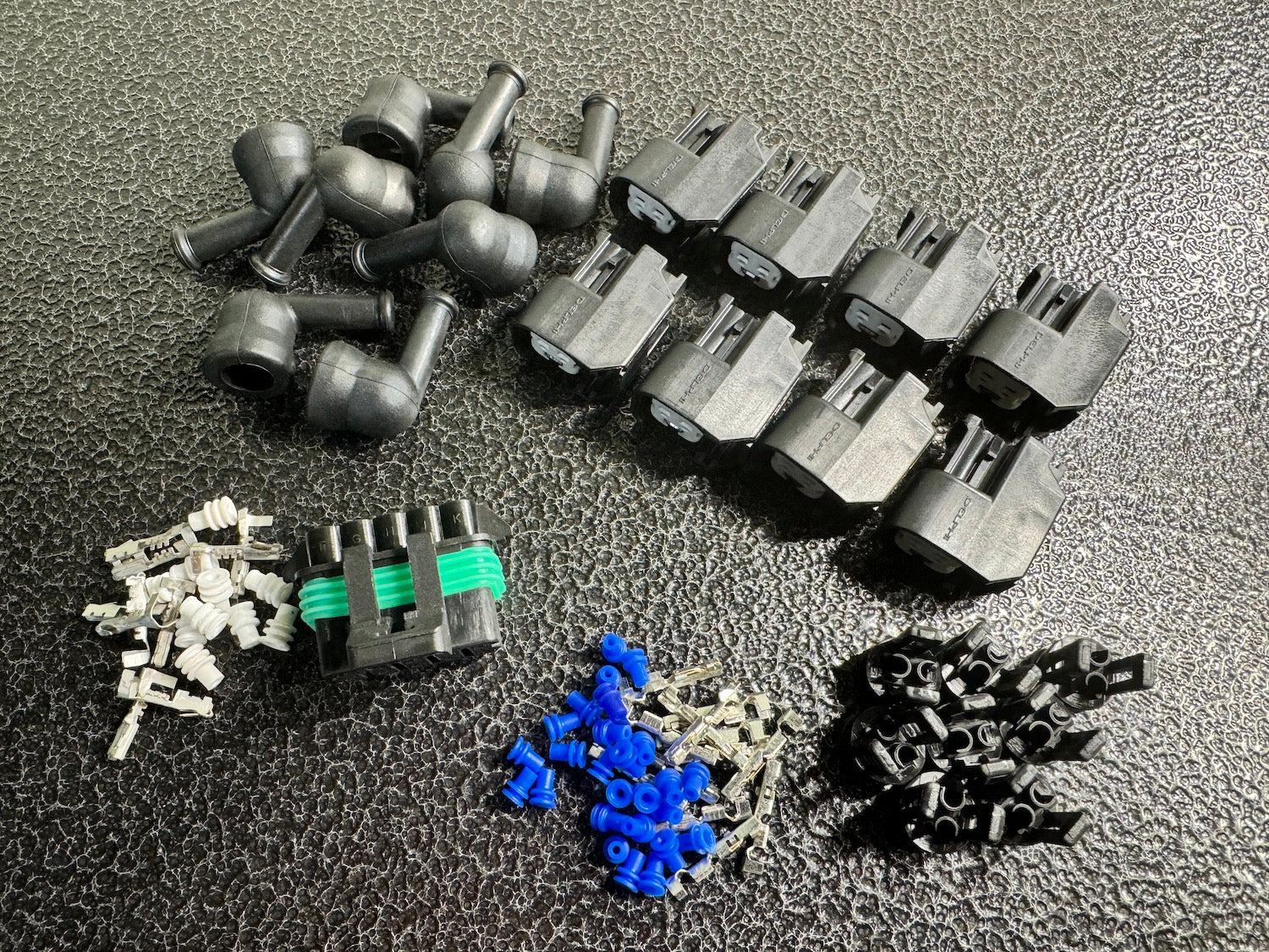 16 Injector ULTIMATE USCAR/EV6 Delphi Connector Kit – moorethrottle