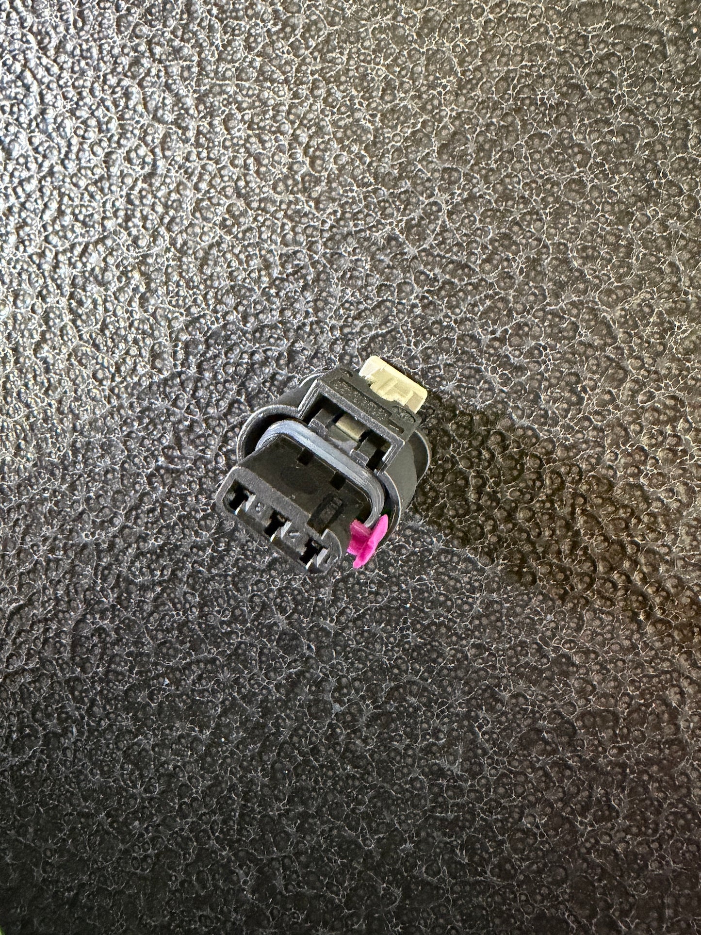 Coyote Gen3 Crank/Cam Sensor Connector