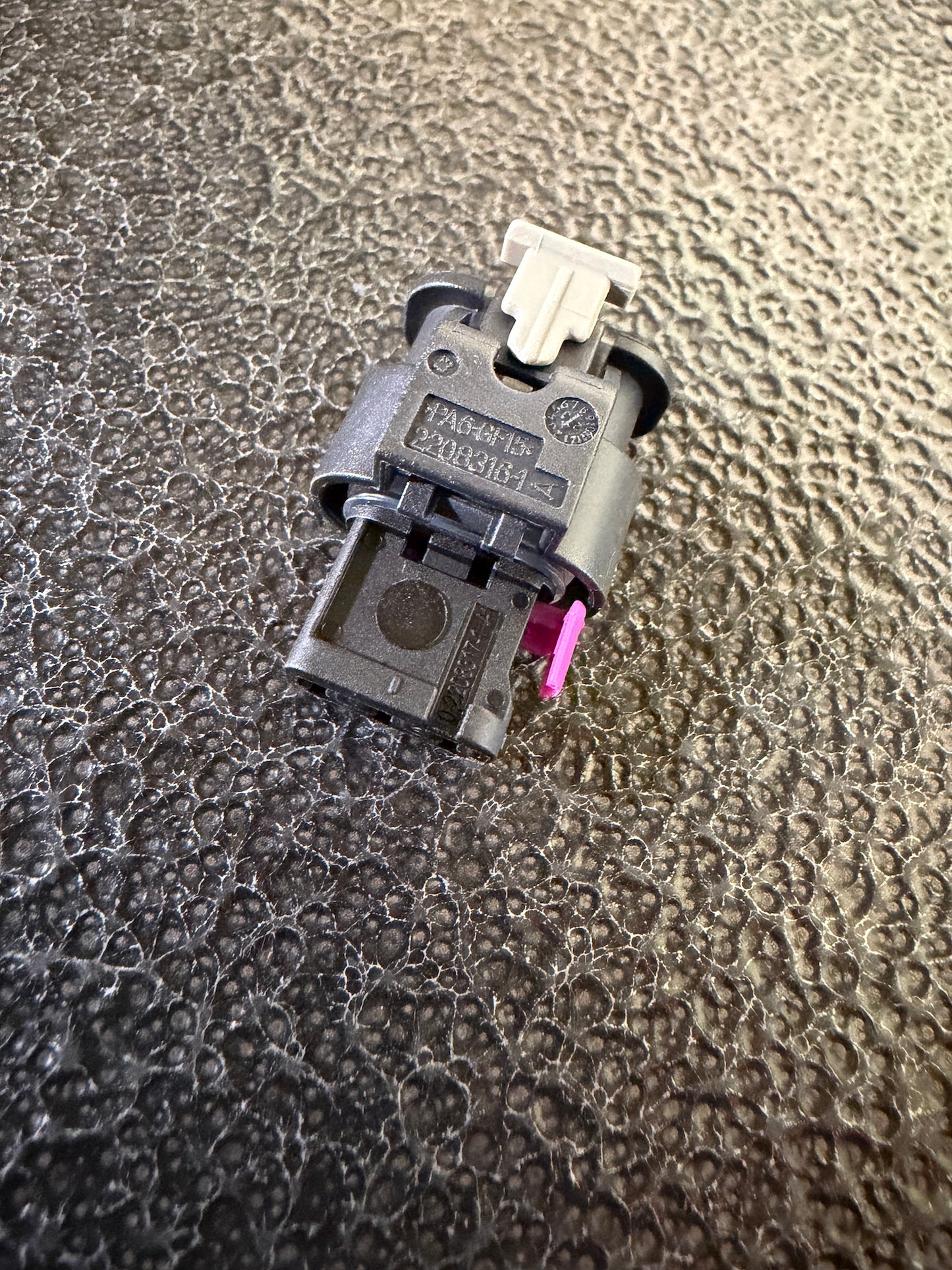 Coyote Gen3 Crank/Cam Sensor Connector