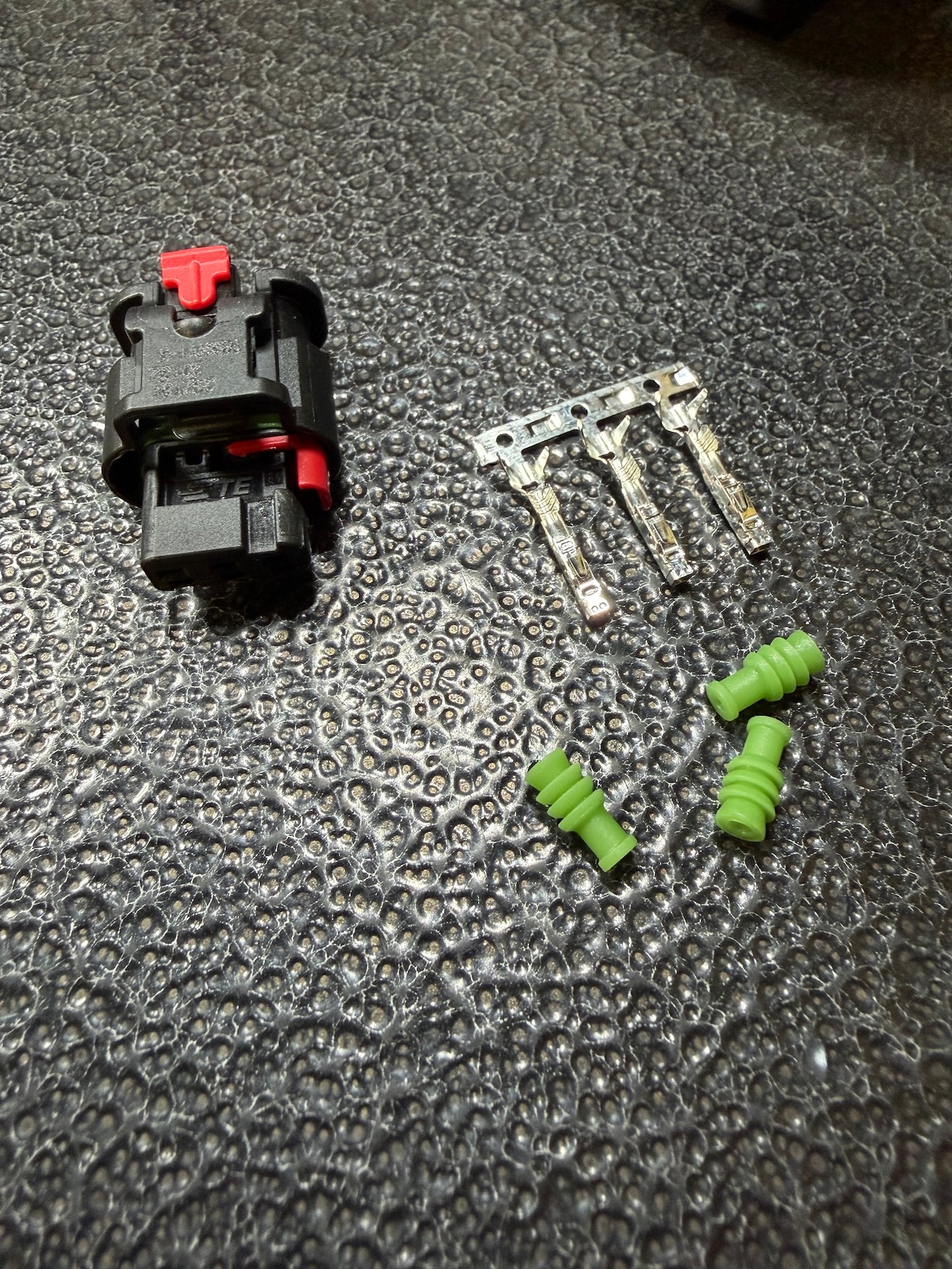 Coyote Gen3 Crank/Cam Sensor Connector