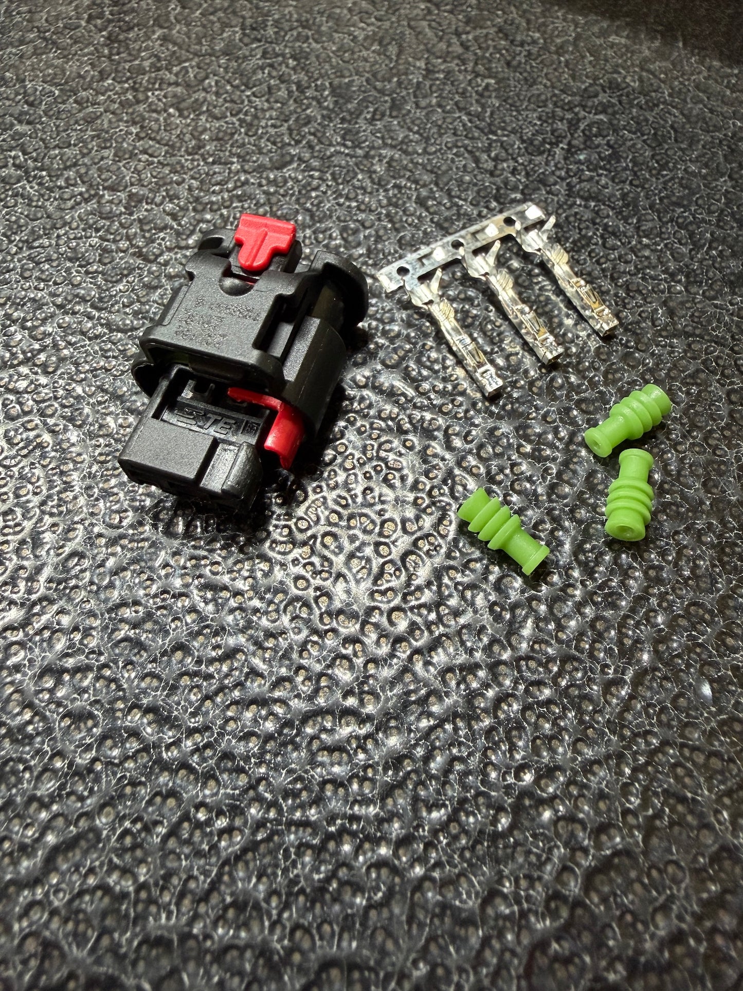 Coyote Gen3 Crank/Cam Sensor Connector