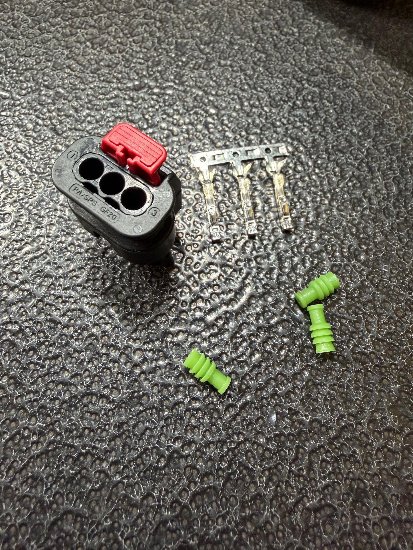 Coyote Gen3 Crank/Cam Sensor Connector