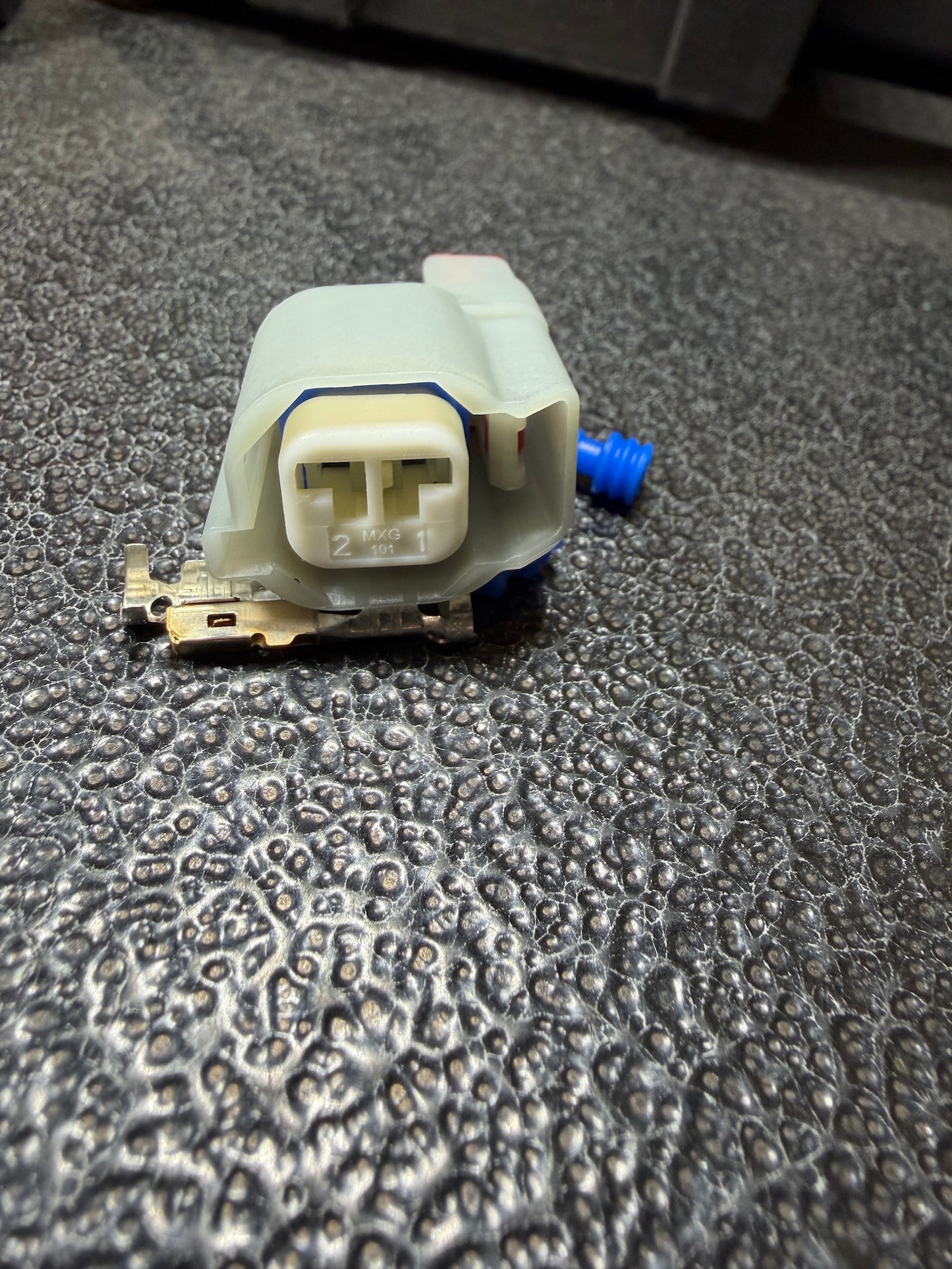 Coyote Knock Sensor Connector