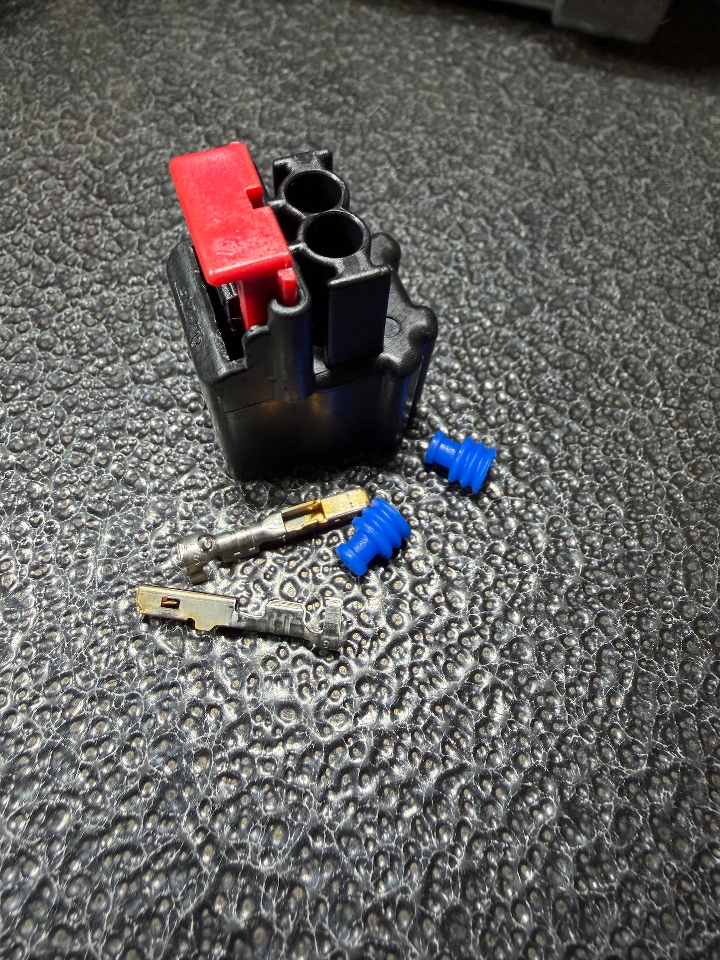 Coyote DBW 2 Pin Connector/IAC